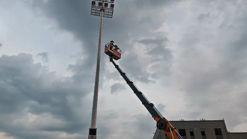 [Football] Grade III & IV Campus Lighting Retrofit Project