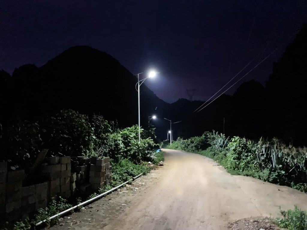 惠民生，照民心｜广西百色市乡村道路太阳能路灯亮化工程