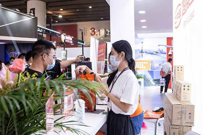 光启耀目未来｜超频三2021光亚展完美收官